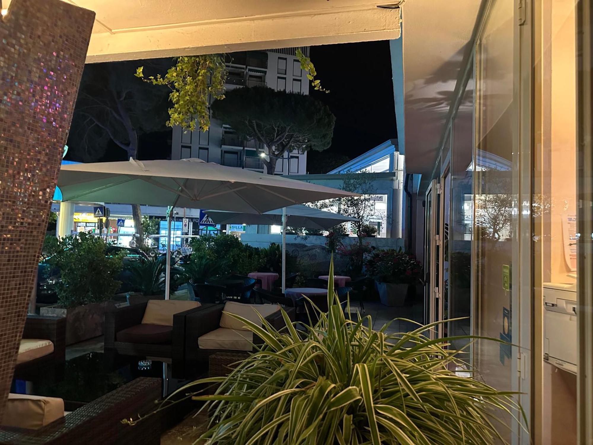 Hotel Julia Llido Degli Estensi Eksteriør billede