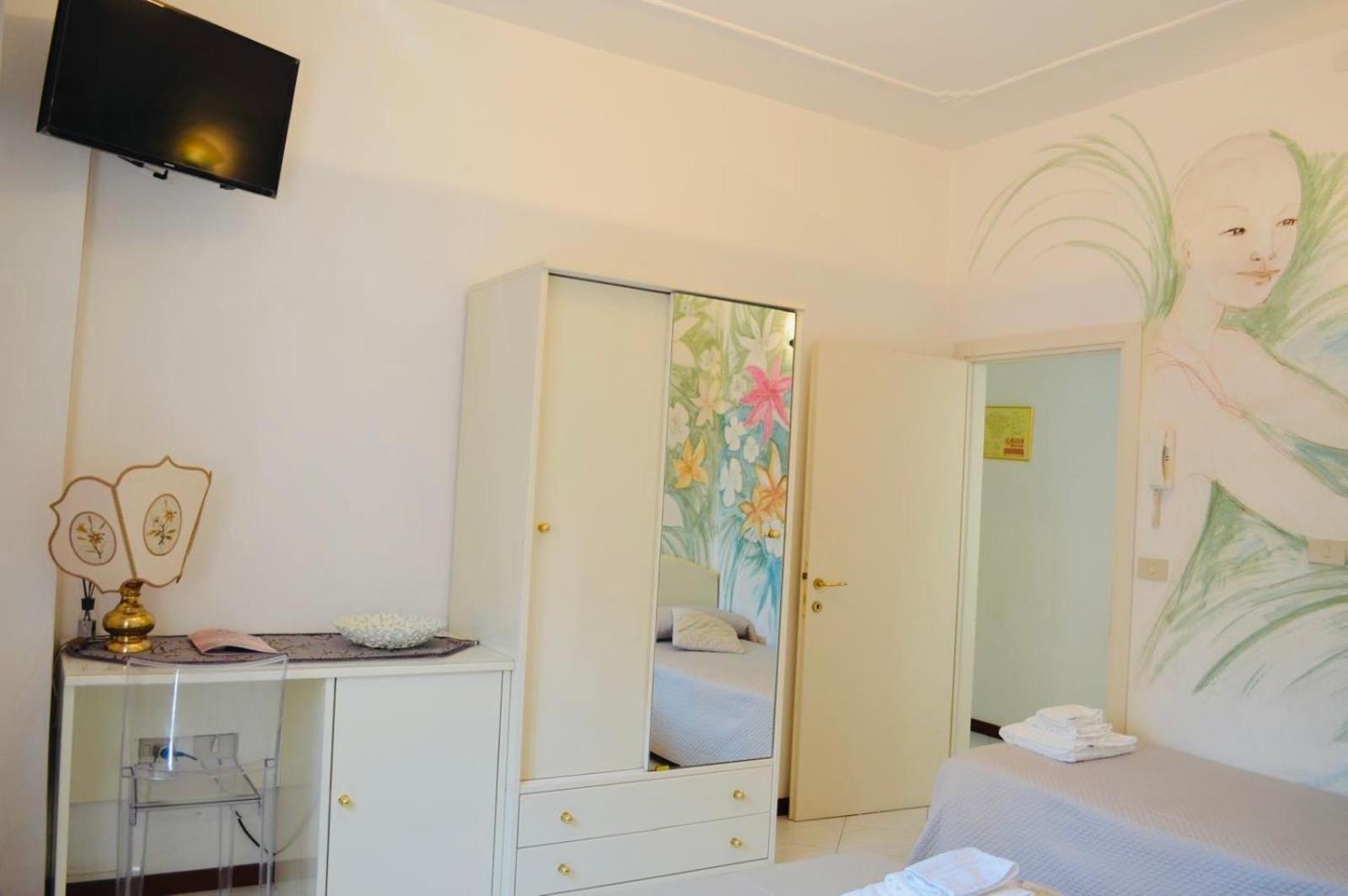 Hotel Julia Llido Degli Estensi Værelse billede