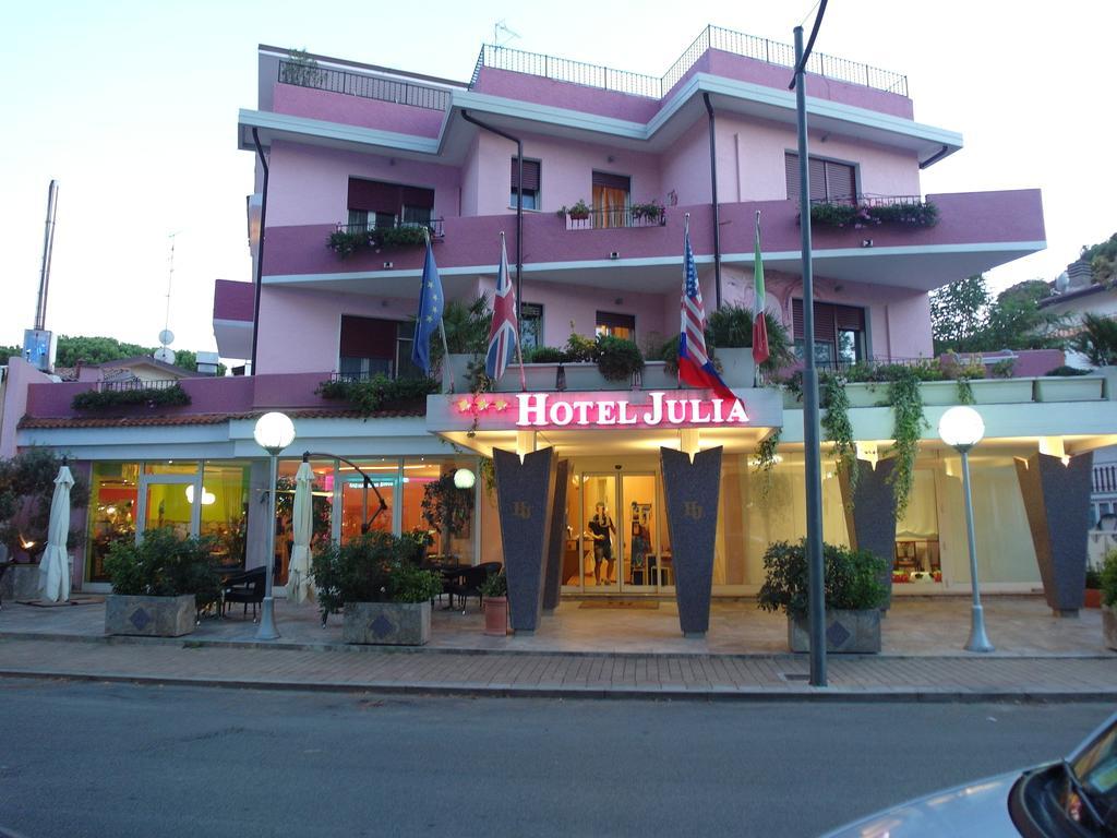 Hotel Julia Llido Degli Estensi Eksteriør billede