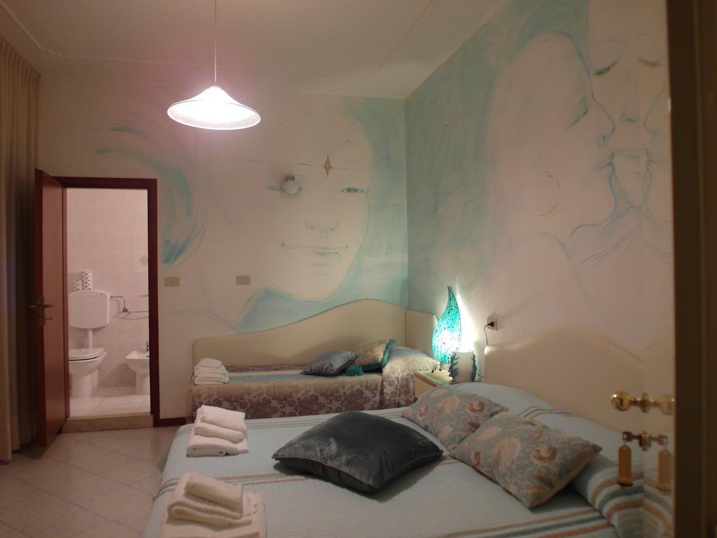 Hotel Julia Llido Degli Estensi Eksteriør billede